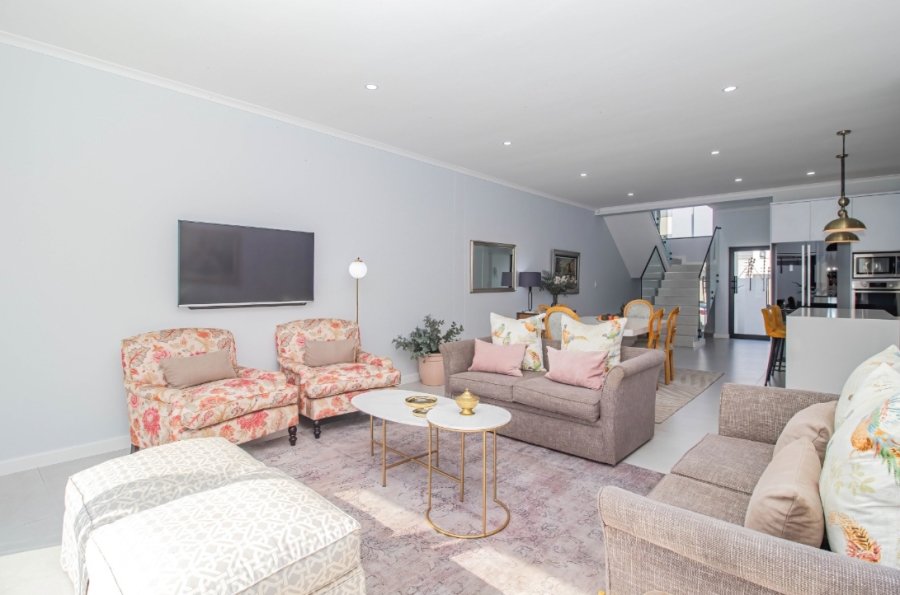 4 Bedroom Property for Sale in Sandown Western Cape